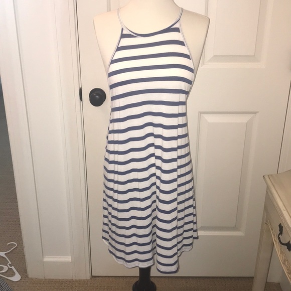 Blue and white striped Billabong dress - Picture 2 of 6